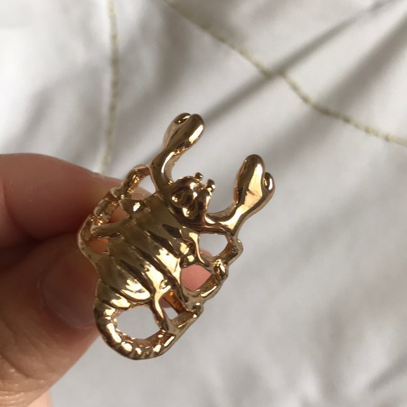 Scorpion gold ring - Picture 2 of 3
